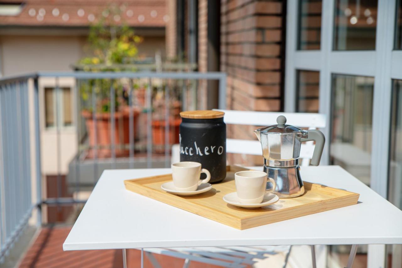 Lovely Suite With Private Parking In Como Ngoại thất bức ảnh